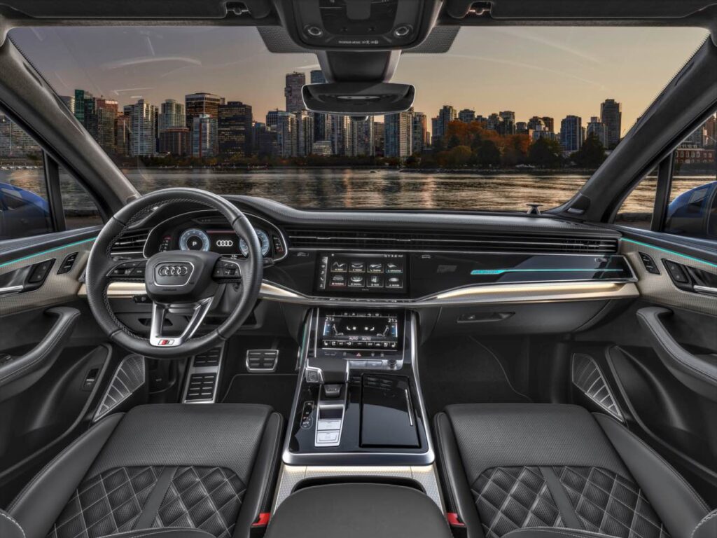 audi q7 cockpit