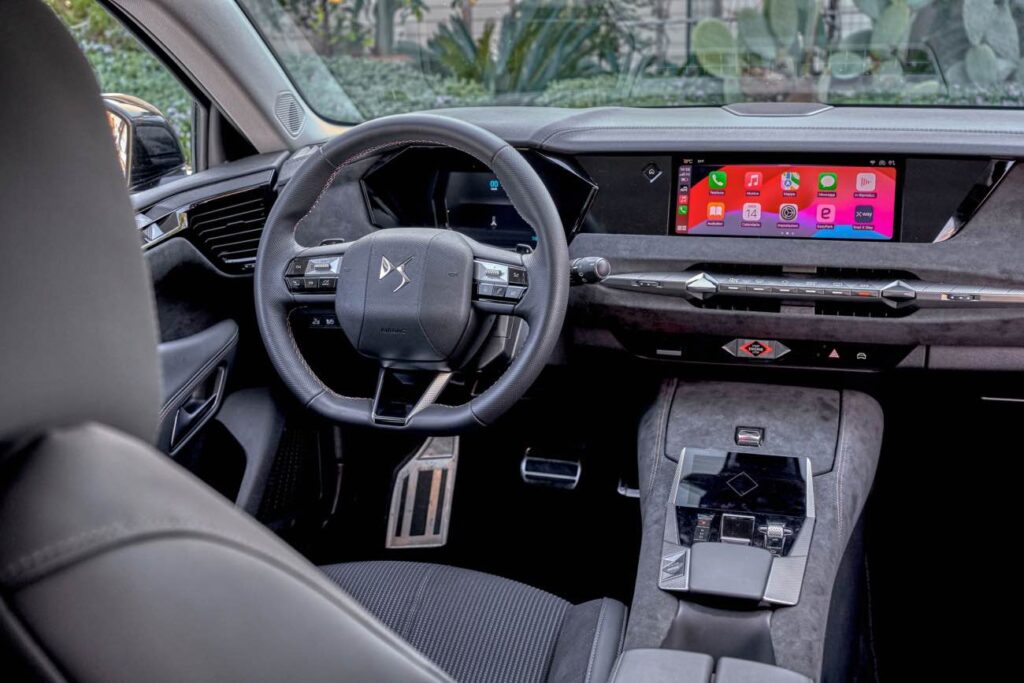 ds 4 cockpit
